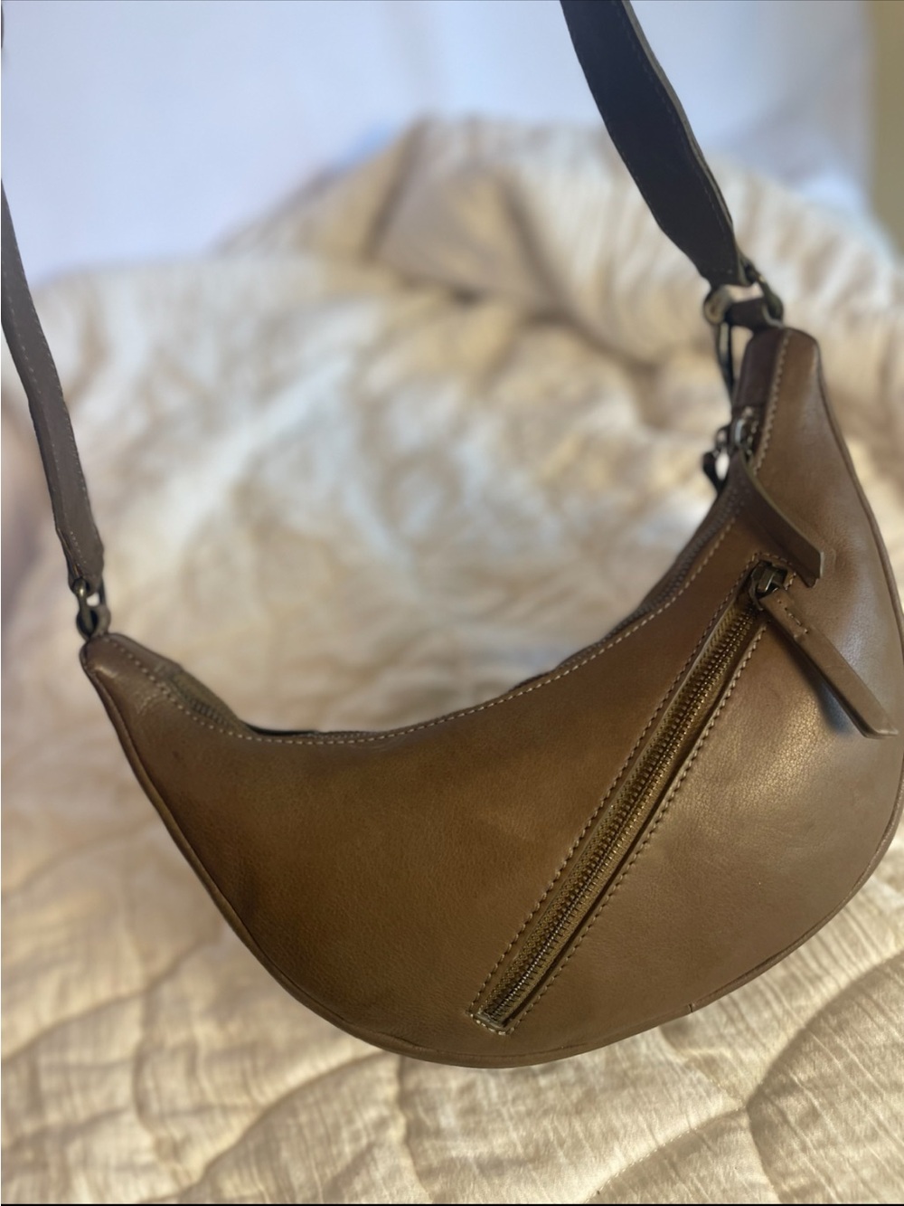 Born Olive Green Genuine Leather Crescent Shoulder Hobo Quiet Luxury Minimalist - Picture 5 of 16